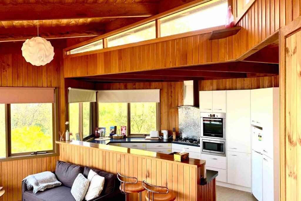 Kinoie Mornington - Oceanview Villa เมาท์มาร์ธา ภายนอก รูปภาพ